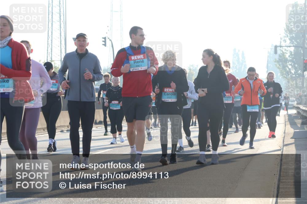 03.10.2025 - Köhlbrandbrückenlauf Luisa Fischer http://msf.ph/oto/8994113 03.10.2025 10:23:18 Position 3 14, 2374, 2557, 2439, 2211 meine-sportfotos.de