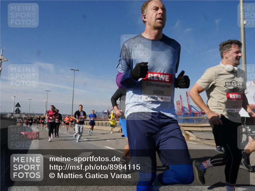 03.10.2025 - Köhlbrandbrückenlauf Matties Gatica Varas http://msf.ph/oto/8994115 03.10.2025 12:47:40 Position 2 6028, 6818 meine-sportfotos.de