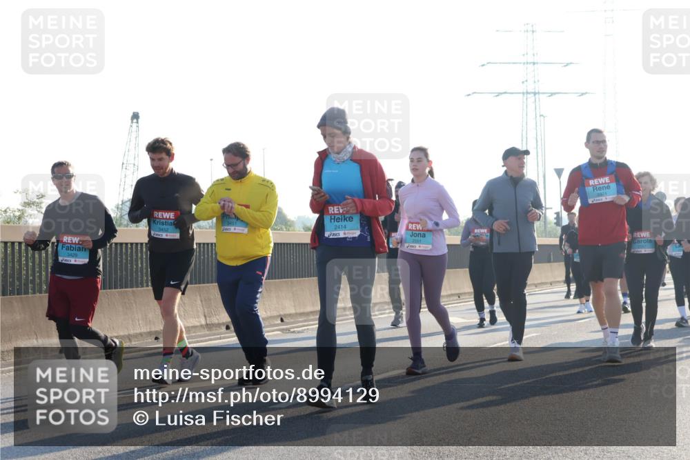 03.10.2025 - Köhlbrandbrückenlauf Luisa Fischer http://msf.ph/oto/8994129 03.10.2025 10:23:20 Position 3 3429, 3452, 3451, 2414, 2551, 2374 meine-sportfotos.de