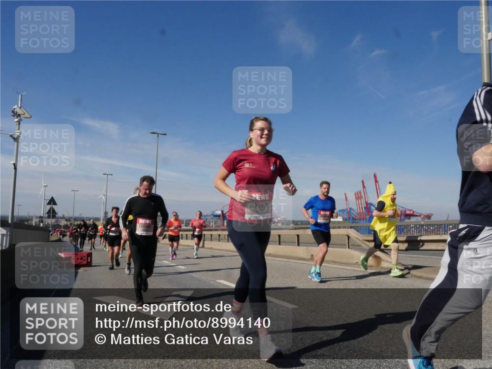 03.10.2025 - Köhlbrandbrückenlauf Matties Gatica Varas http://msf.ph/oto/8994140 03.10.2025 12:47:43 Position 2 4785 meine-sportfotos.de