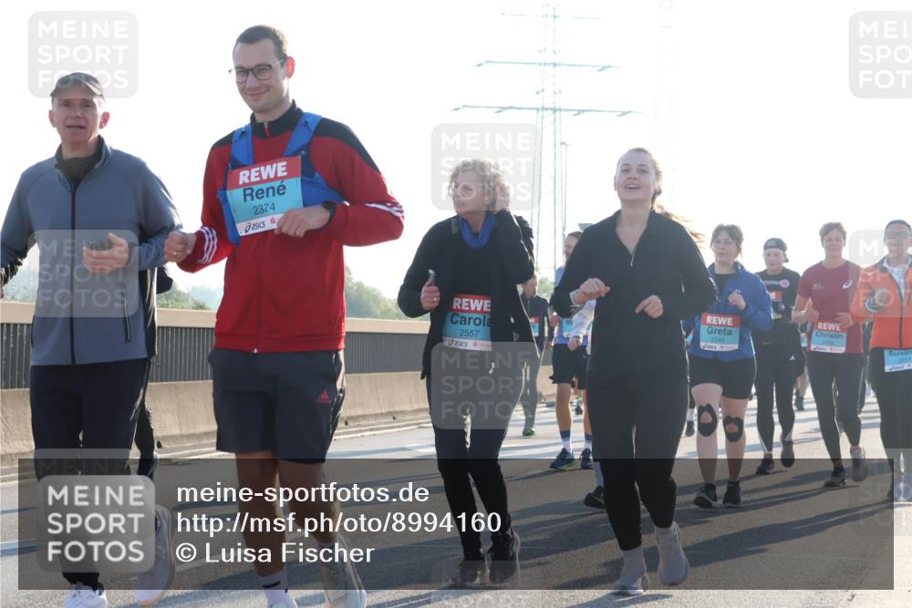 03.10.2025 - Köhlbrandbrückenlauf Luisa Fischer http://msf.ph/oto/8994160 03.10.2025 10:23:22 Position 3 2374, 2557, 2249, 2439, 2211 meine-sportfotos.de