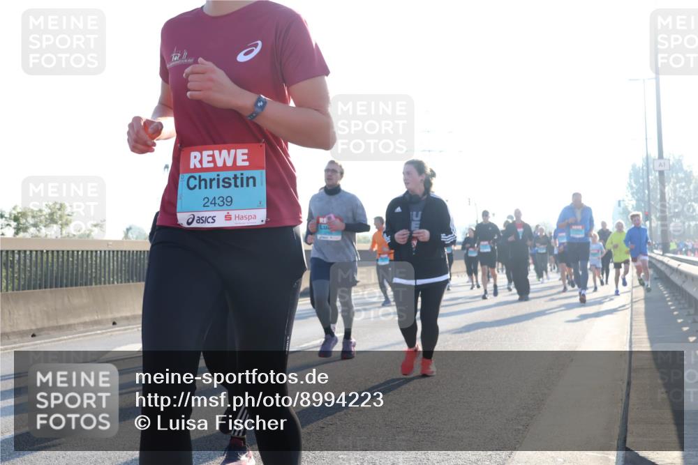 03.10.2025 - Köhlbrandbrückenlauf Luisa Fischer http://msf.ph/oto/8994223 03.10.2025 10:23:28 Position 3 2439 meine-sportfotos.de