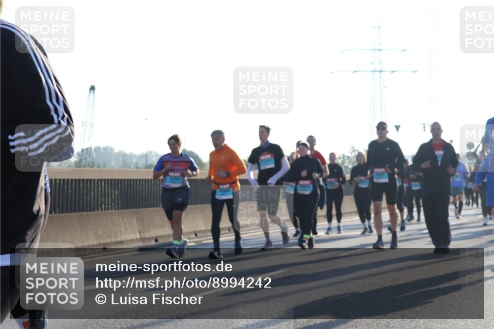 03.10.2025 - Köhlbrandbrückenlauf Luisa Fischer http://msf.ph/oto/8994242 03.10.2025 10:23:30 Position 3  meine-sportfotos.de