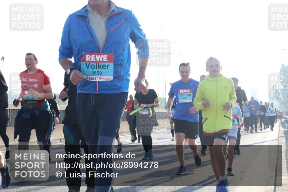 03.10.2025 - Köhlbrandbrückenlauf Luisa Fischer http://msf.ph/oto/8994278 03.10.2025 10:23:34 Position 3 2659, 2862 meine-sportfotos.de