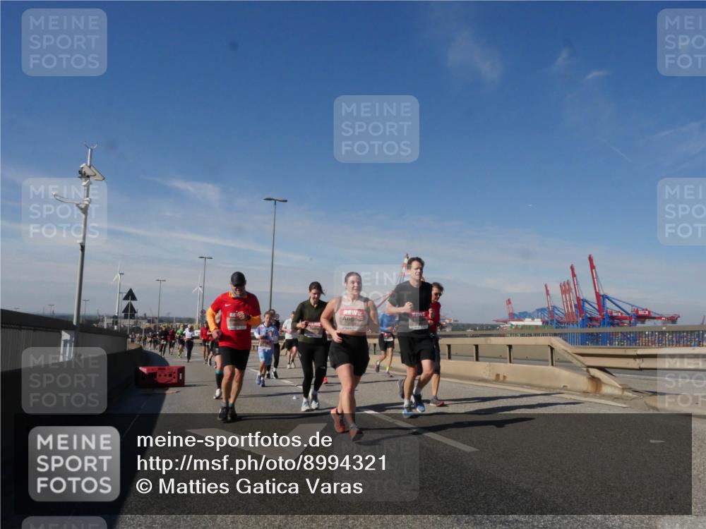 03.10.2025 - Köhlbrandbrückenlauf Matties Gatica Varas http://msf.ph/oto/8994321 03.10.2025 12:48:02 Position 2  meine-sportfotos.de