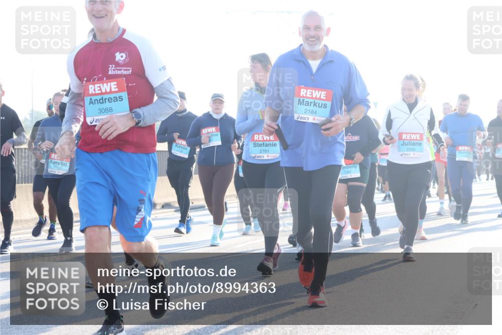 03.10.2025 - Köhlbrandbrückenlauf Luisa Fischer http://msf.ph/oto/8994363 03.10.2025 10:23:43 Position 3 2780, 22, 3088, 2133, 2781, 2184, 1497, 2356 meine-sportfotos.de