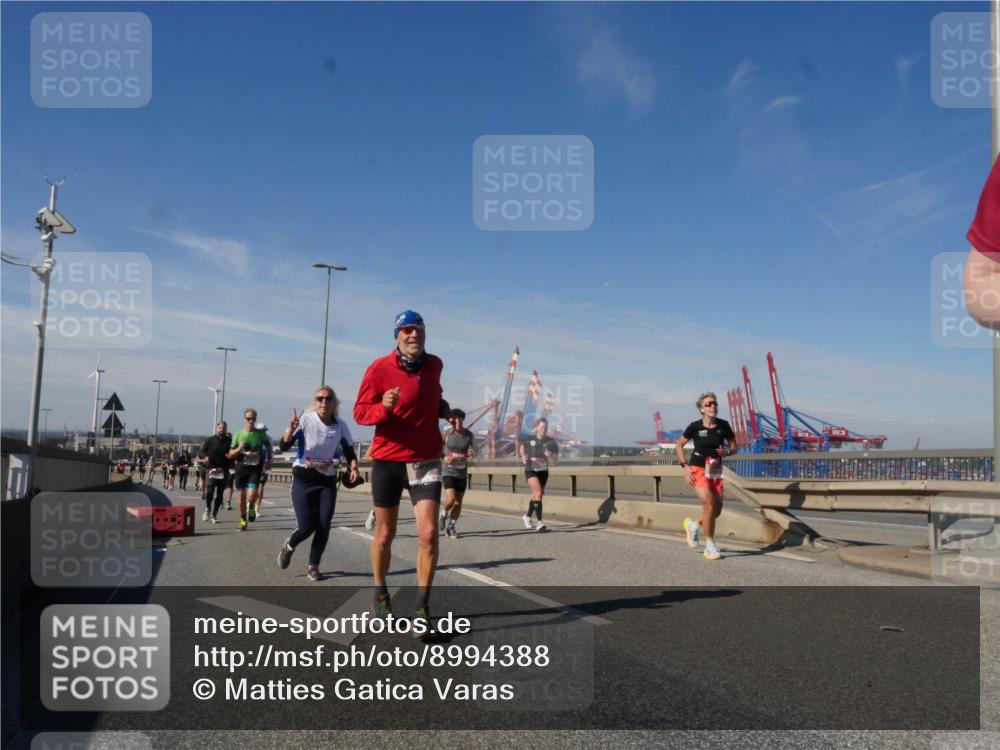 03.10.2025 - Köhlbrandbrückenlauf Matties Gatica Varas http://msf.ph/oto/8994388 03.10.2025 12:48:10 Position 2  meine-sportfotos.de