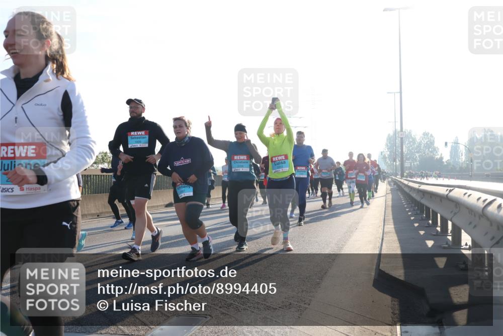 03.10.2025 - Köhlbrandbrückenlauf Luisa Fischer http://msf.ph/oto/8994405 03.10.2025 10:23:47 Position 3 1606, 1497, 2213 meine-sportfotos.de