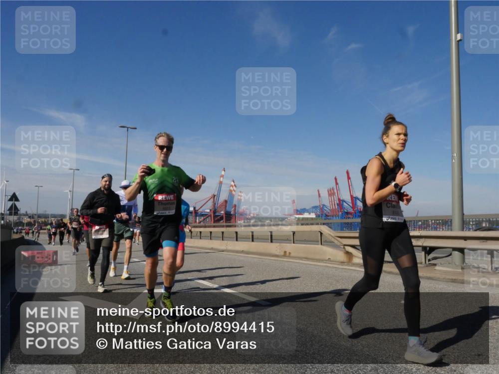 03.10.2025 - Köhlbrandbrückenlauf Matties Gatica Varas http://msf.ph/oto/8994415 03.10.2025 12:48:13 Position 2 6623, 612 meine-sportfotos.de