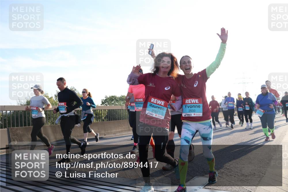 03.10.2025 - Köhlbrandbrückenlauf Luisa Fischer http://msf.ph/oto/8994417 03.10.2025 10:23:52 Position 3 2342, 2612, 2554, 2533, 3 meine-sportfotos.de