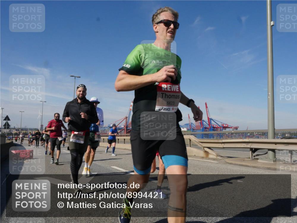 03.10.2025 - Köhlbrandbrückenlauf Matties Gatica Varas http://msf.ph/oto/8994421 03.10.2025 12:48:14 Position 2 6623 meine-sportfotos.de