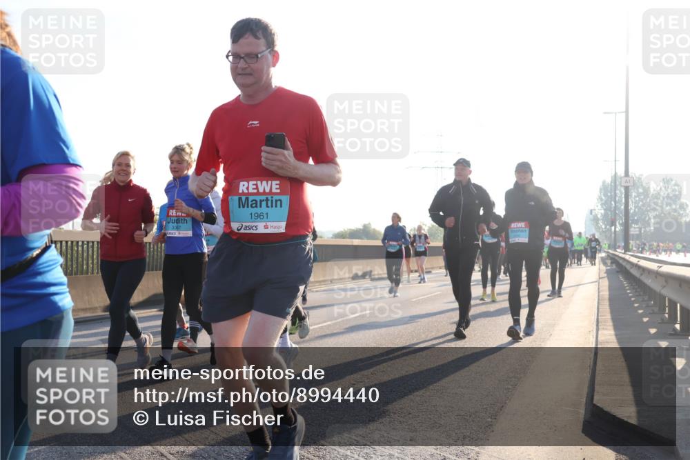 03.10.2025 - Köhlbrandbrückenlauf Luisa Fischer http://msf.ph/oto/8994440 03.10.2025 10:23:55 Position 3 1961 meine-sportfotos.de