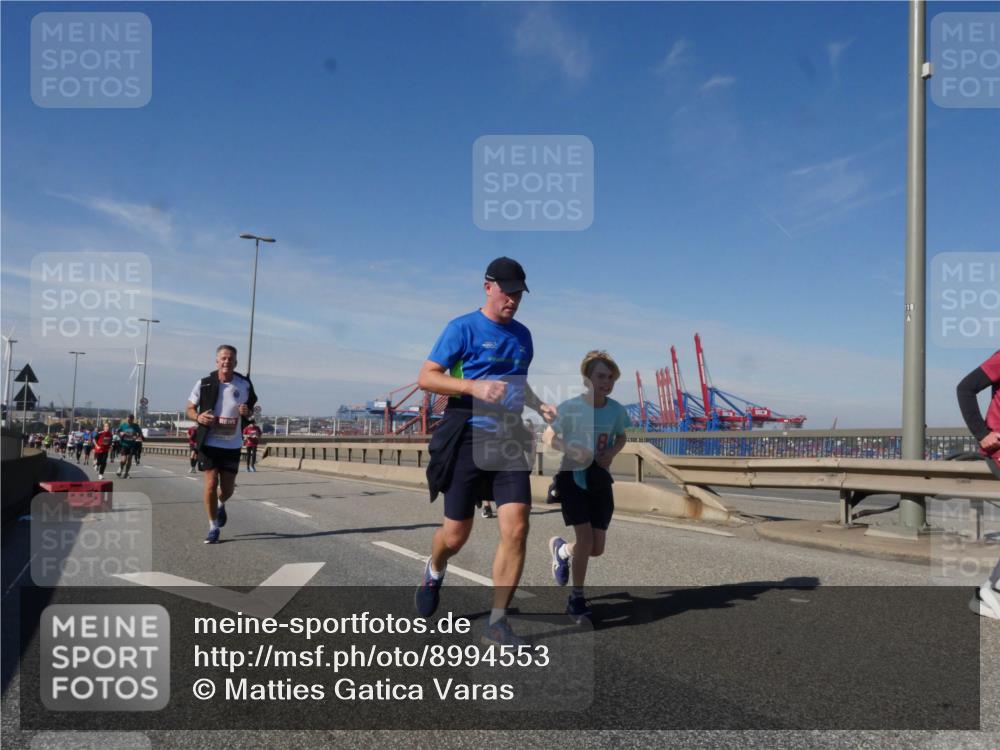 03.10.2025 - Köhlbrandbrückenlauf Matties Gatica Varas http://msf.ph/oto/8994553 03.10.2025 12:48:29 Position 2 181 meine-sportfotos.de