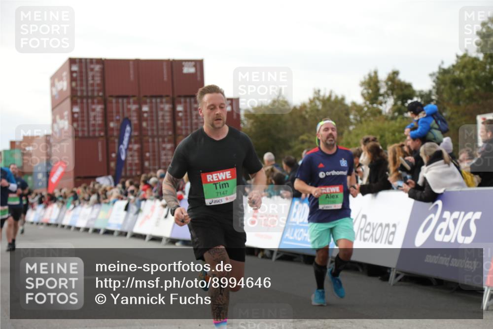 03.10.2025 - Köhlbrandbrückenlauf Yannick Fuchs http://msf.ph/oto/8994646 03.10.2025 16:04:45 Ziel 7006, 7147, 7192, 7425, 7513, 7526, 7568, 8254, 9176, 9696 meine-sportfotos.de