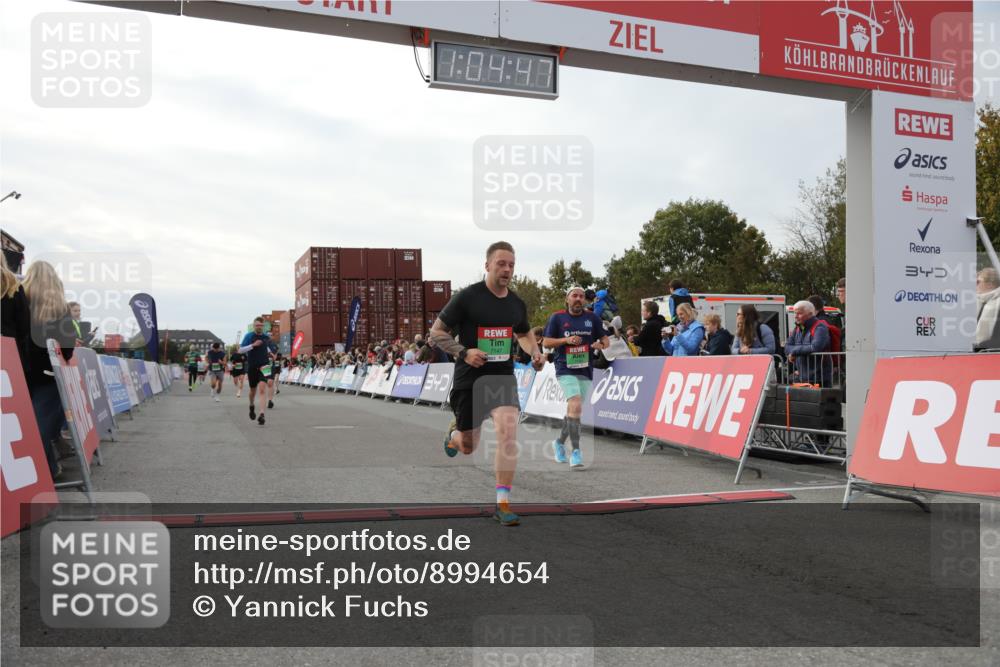 03.10.2025 - Köhlbrandbrückenlauf Yannick Fuchs http://msf.ph/oto/8994654 03.10.2025 16:04:45 Ziel 7006, 7147, 7192, 7425, 7513, 7526, 7568, 8254, 9176, 9696 meine-sportfotos.de