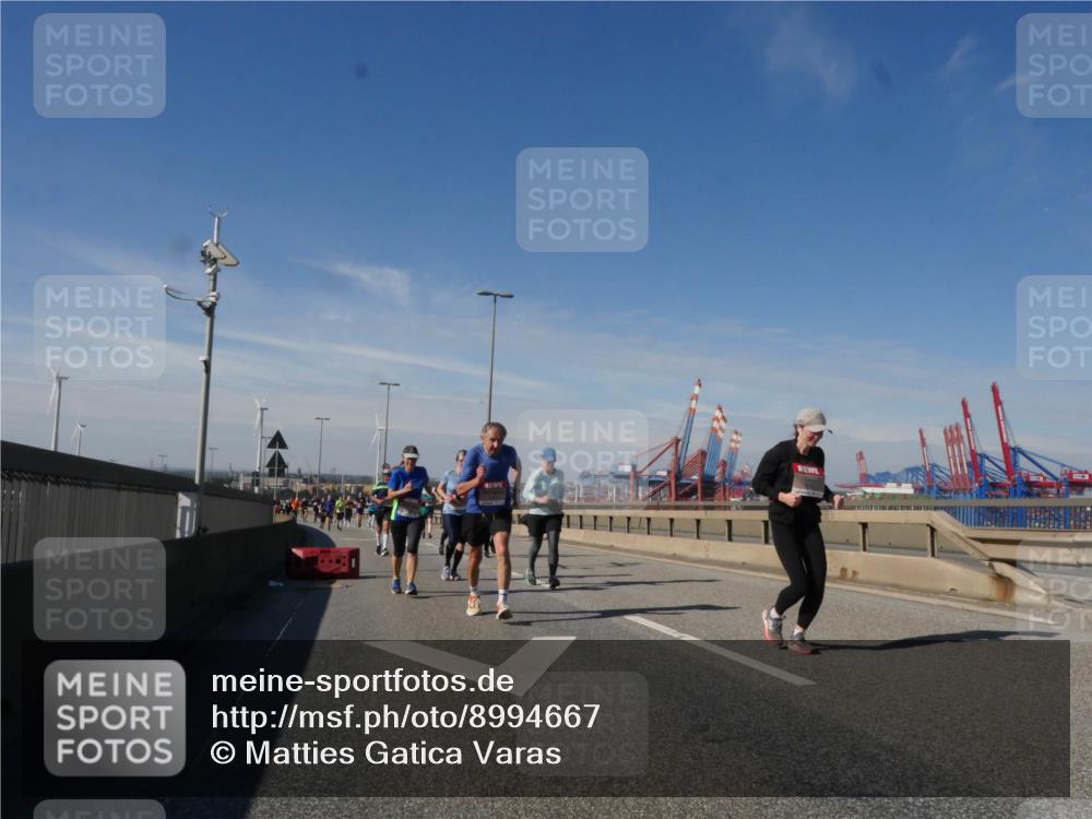 03.10.2025 - Köhlbrandbrückenlauf Matties Gatica Varas http://msf.ph/oto/8994667 03.10.2025 12:48:42 Position 2  meine-sportfotos.de