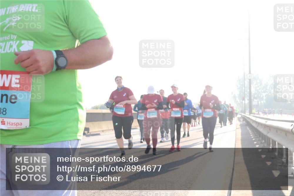 03.10.2025 - Köhlbrandbrückenlauf Luisa Fischer http://msf.ph/oto/8994677 03.10.2025 10:24:17 Position 3 388 meine-sportfotos.de