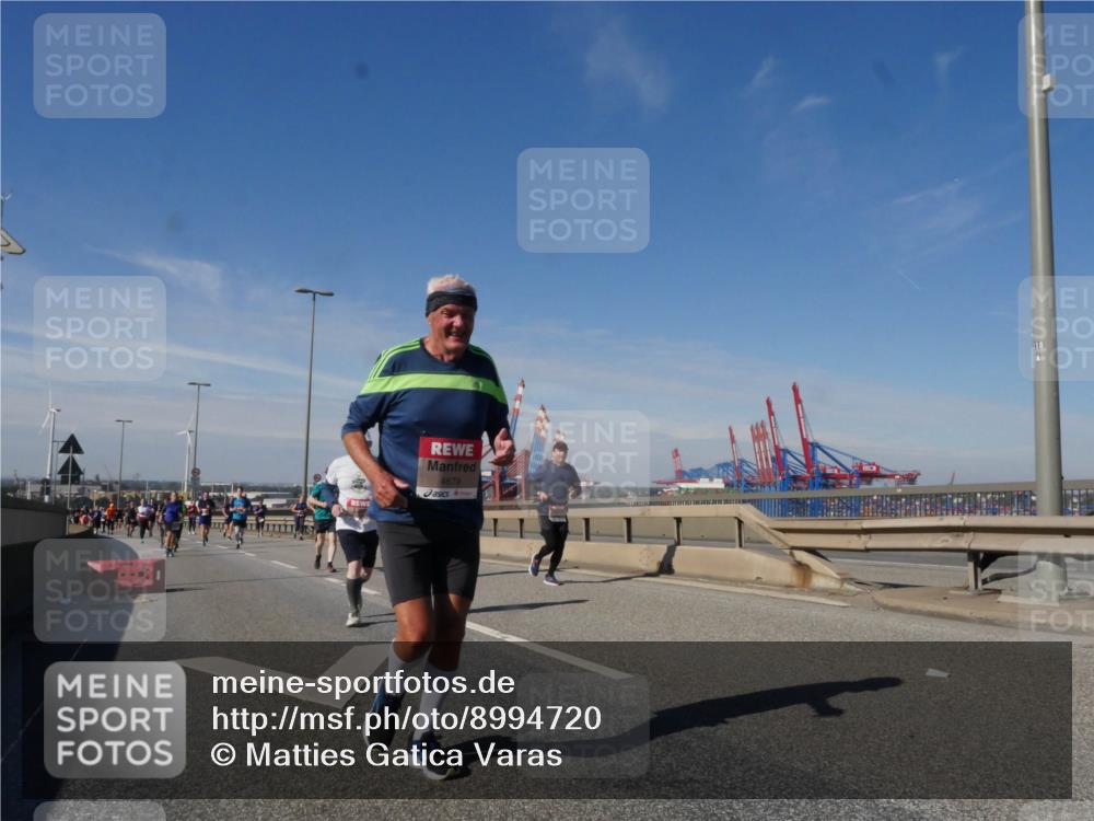 03.10.2025 - Köhlbrandbrückenlauf Matties Gatica Varas http://msf.ph/oto/8994720 03.10.2025 12:48:48 Position 2 4679 meine-sportfotos.de