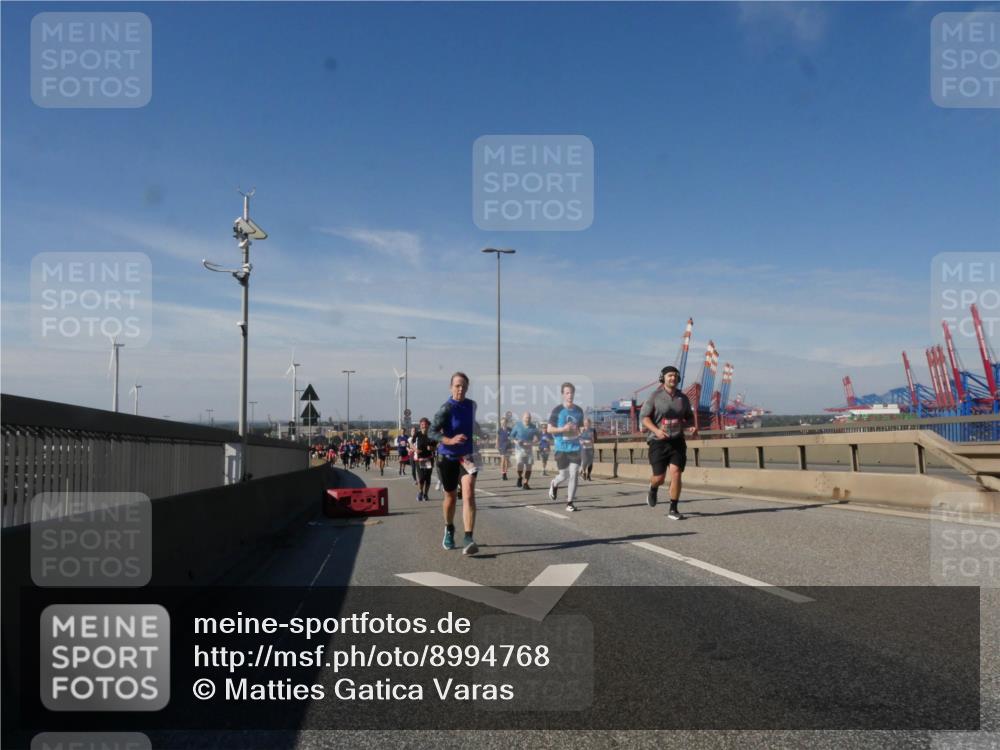 03.10.2025 - Köhlbrandbrückenlauf Matties Gatica Varas http://msf.ph/oto/8994768 03.10.2025 12:48:54 Position 2  meine-sportfotos.de