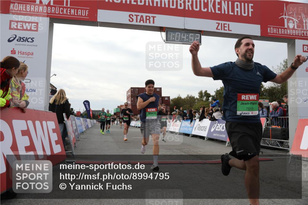 03.10.2025 - Köhlbrandbrückenlauf Yannick Fuchs http://msf.ph/oto/8994795 03.10.2025 16:04:50 Ziel 7006, 7132, 7222, 7425, 7513, 7568, 8254, 9176, 9584 meine-sportfotos.de