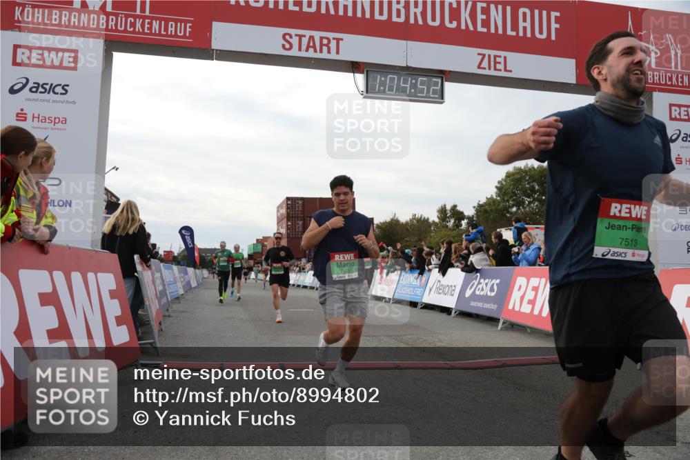 03.10.2025 - Köhlbrandbrückenlauf Yannick Fuchs http://msf.ph/oto/8994802 03.10.2025 16:04:50 Ziel 7006, 7132, 7222, 7425, 7513, 7568, 8254, 9176, 9584 meine-sportfotos.de