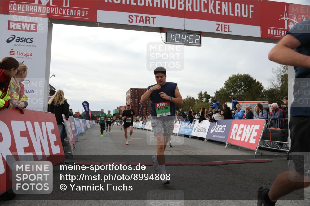 03.10.2025 - Köhlbrandbrückenlauf Yannick Fuchs http://msf.ph/oto/8994808 03.10.2025 16:04:50 Ziel 7006, 7132, 7222, 7425, 7513, 7568, 8254, 9176, 9584 meine-sportfotos.de