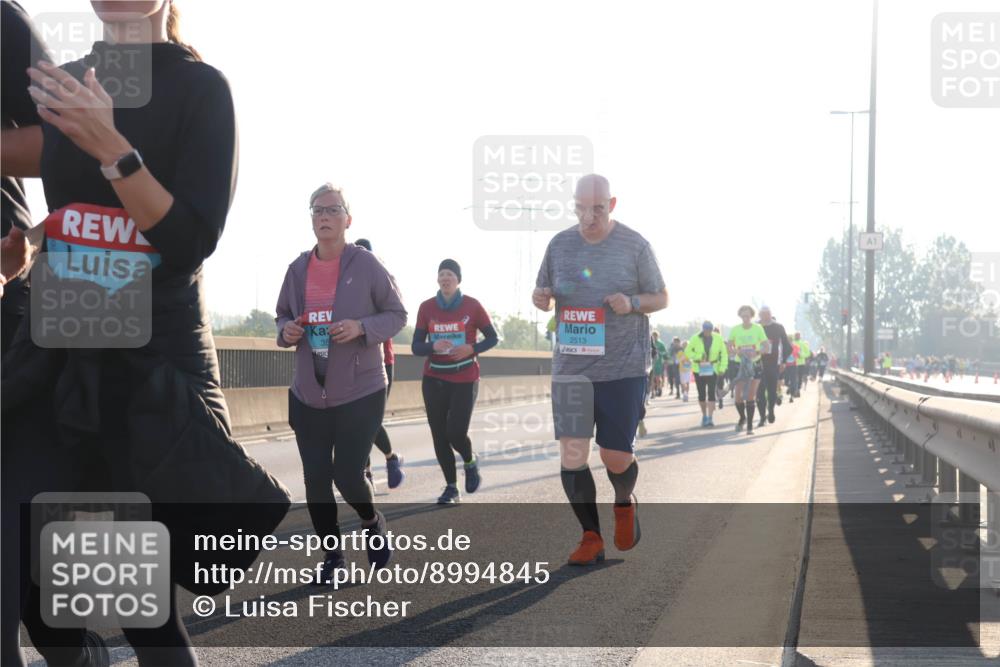 03.10.2025 - Köhlbrandbrückenlauf Luisa Fischer http://msf.ph/oto/8994845 03.10.2025 10:24:32 Position 3 2513 meine-sportfotos.de
