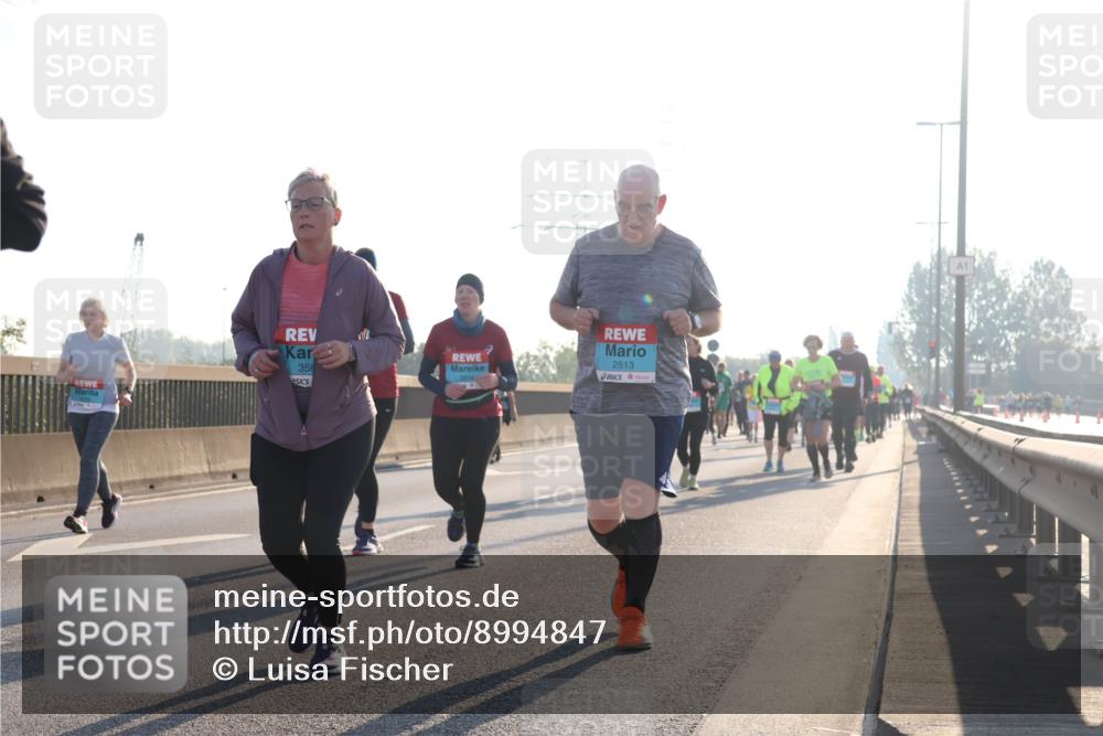 03.10.2025 - Köhlbrandbrückenlauf Luisa Fischer http://msf.ph/oto/8994847 03.10.2025 10:24:33 Position 3 358, 2513 meine-sportfotos.de