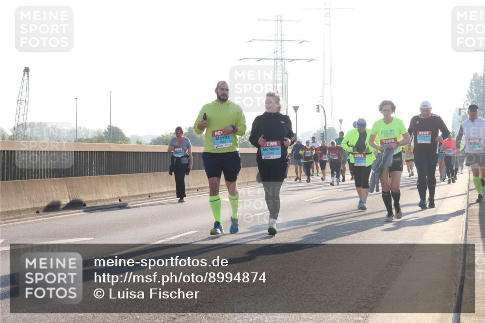 03.10.2025 - Köhlbrandbrückenlauf Luisa Fischer http://msf.ph/oto/8994874 03.10.2025 10:24:35 Position 3 1949, 2385 meine-sportfotos.de
