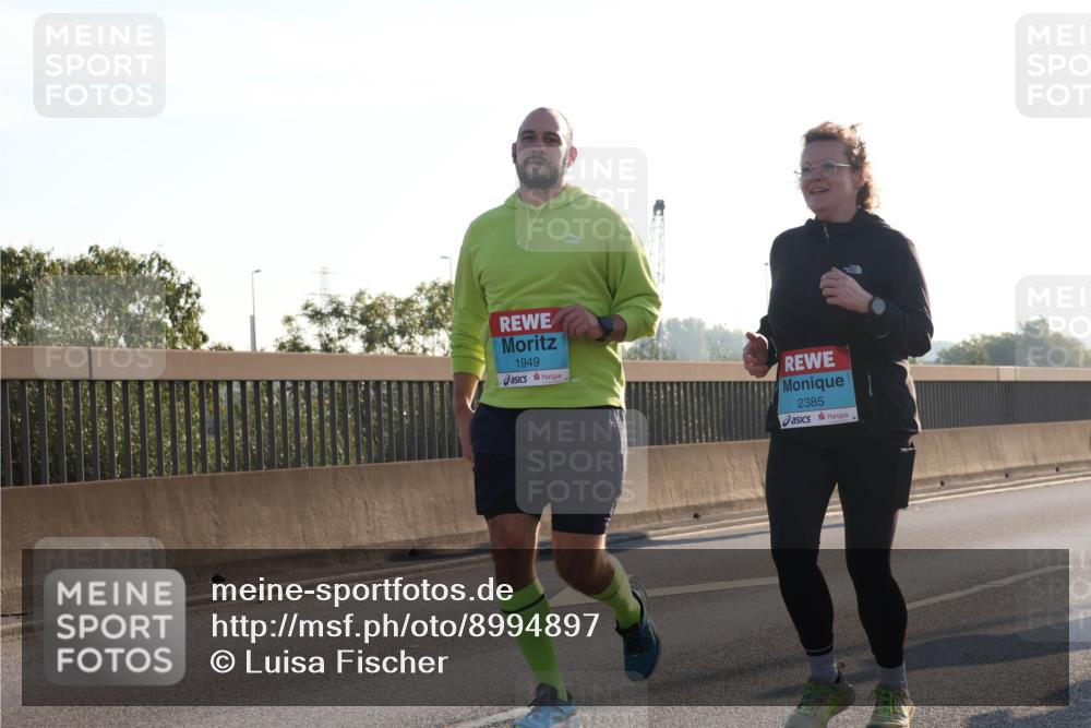 03.10.2025 - Köhlbrandbrückenlauf Luisa Fischer http://msf.ph/oto/8994897 03.10.2025 10:24:38 Position 3 1949, 2385 meine-sportfotos.de