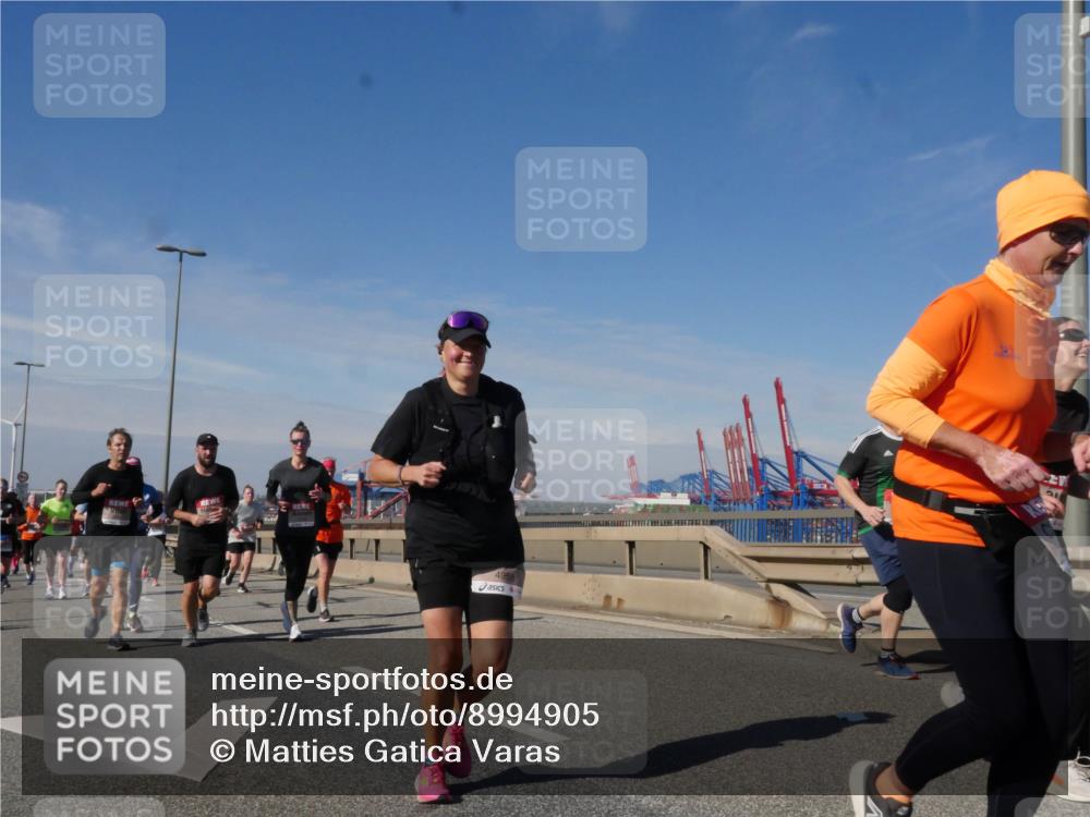 03.10.2025 - Köhlbrandbrückenlauf Matties Gatica Varas http://msf.ph/oto/8994905 03.10.2025 12:49:12 Position 2 2, 4958 meine-sportfotos.de