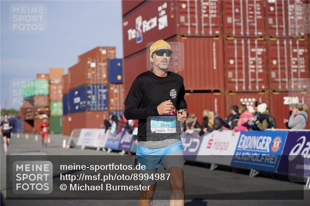 03.10.2025 - Köhlbrandbrückenlauf Michael Burmester http://msf.ph/oto/8994987 03.10.2025 09:57:02 Ziel 1090, 1258, 1550, 2955, 3205, 3270, 3414 meine-sportfotos.de
