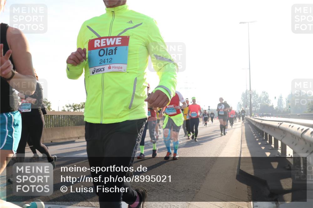 03.10.2025 - Köhlbrandbrückenlauf Luisa Fischer http://msf.ph/oto/8995021 03.10.2025 10:24:50 Position 3 2159, 2412 meine-sportfotos.de