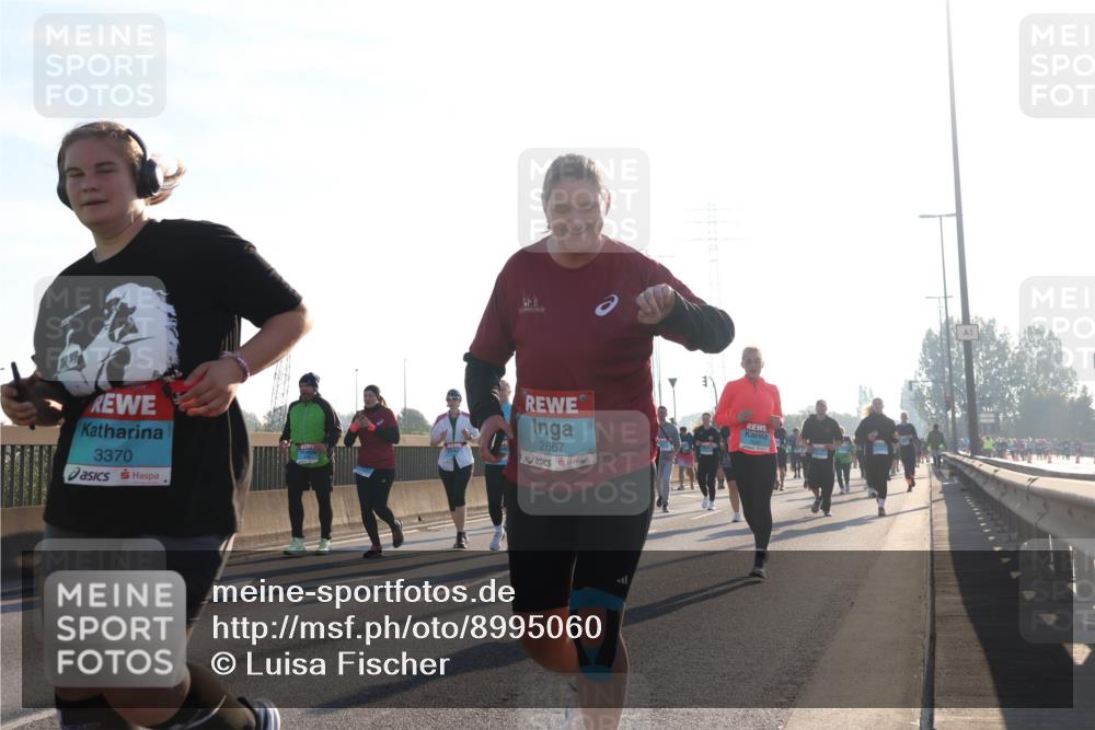 03.10.2025 - Köhlbrandbrückenlauf Luisa Fischer http://msf.ph/oto/8995060 03.10.2025 10:24:56 Position 3 3370, 2667 meine-sportfotos.de