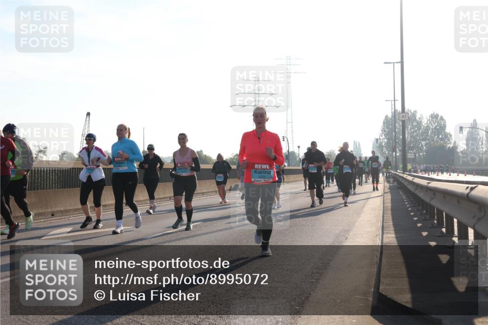 03.10.2025 - Köhlbrandbrückenlauf Luisa Fischer http://msf.ph/oto/8995072 03.10.2025 10:24:57 Position 3 1 meine-sportfotos.de
