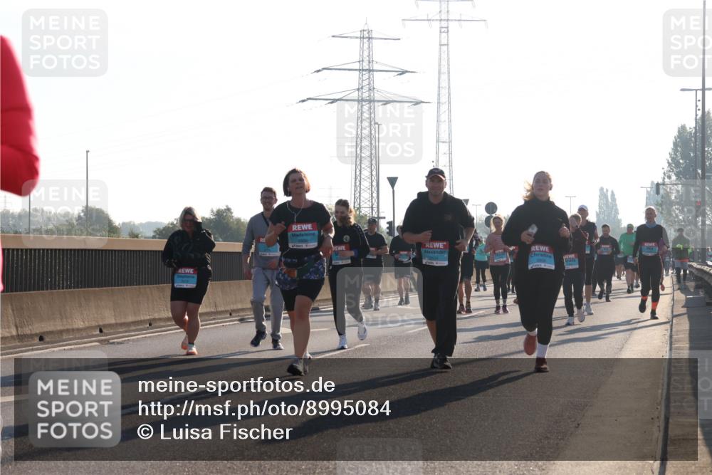03.10.2025 - Köhlbrandbrückenlauf Luisa Fischer http://msf.ph/oto/8995084 03.10.2025 10:24:59 Position 3 3319 meine-sportfotos.de