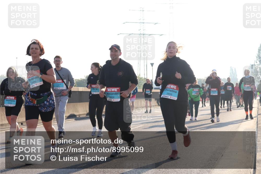 03.10.2025 - Köhlbrandbrückenlauf Luisa Fischer http://msf.ph/oto/8995099 03.10.2025 10:25:01 Position 3 3319, 2936, 3771, 3103, 2636, 2606 meine-sportfotos.de