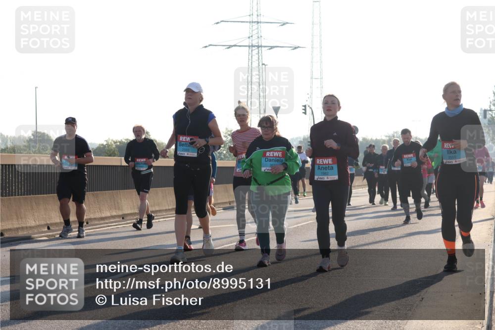 03.10.2025 - Köhlbrandbrückenlauf Luisa Fischer http://msf.ph/oto/8995131 03.10.2025 10:25:05 Position 3 2553, 362, 1982, 2550 meine-sportfotos.de