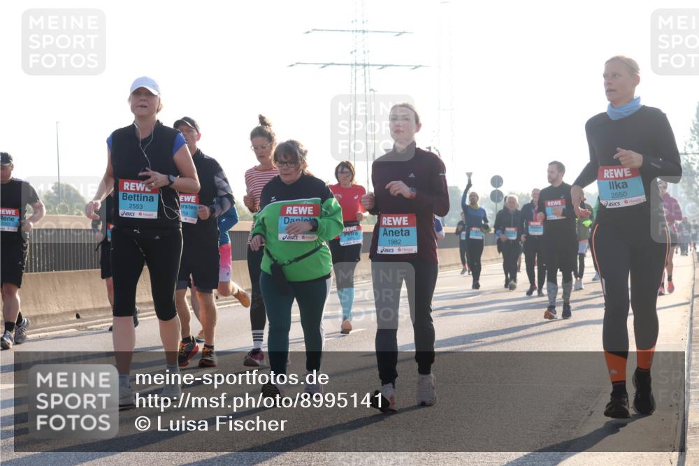 03.10.2025 - Köhlbrandbrückenlauf Luisa Fischer http://msf.ph/oto/8995141 03.10.2025 10:25:07 Position 3 2553, 59, 1982, 2550 meine-sportfotos.de