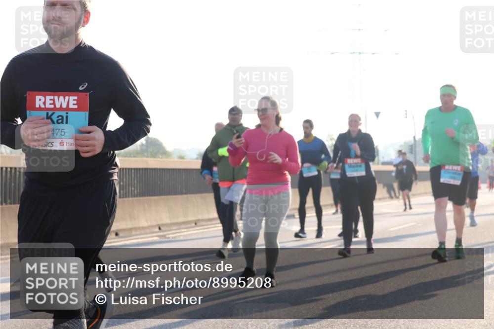 03.10.2025 - Köhlbrandbrückenlauf Luisa Fischer http://msf.ph/oto/8995208 03.10.2025 10:25:13 Position 3 475 meine-sportfotos.de