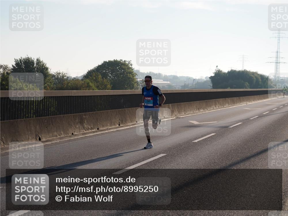 03.10.2025 - Köhlbrandbrückenlauf Fabian Wolf http://msf.ph/oto/8995250 03.10.2025 09:10:42 Position 3  meine-sportfotos.de