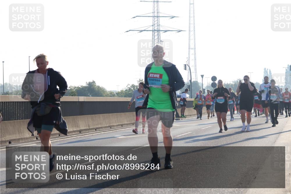 03.10.2025 - Köhlbrandbrückenlauf Luisa Fischer http://msf.ph/oto/8995284 03.10.2025 10:25:23 Position 3 3311 meine-sportfotos.de