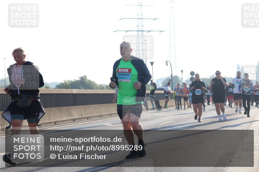 03.10.2025 - Köhlbrandbrückenlauf Luisa Fischer http://msf.ph/oto/8995289 03.10.2025 10:25:24 Position 3 3311 meine-sportfotos.de