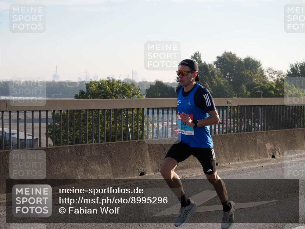 03.10.2025 - Köhlbrandbrückenlauf Fabian Wolf http://msf.ph/oto/8995296 03.10.2025 09:10:44 Position 3 3247 meine-sportfotos.de