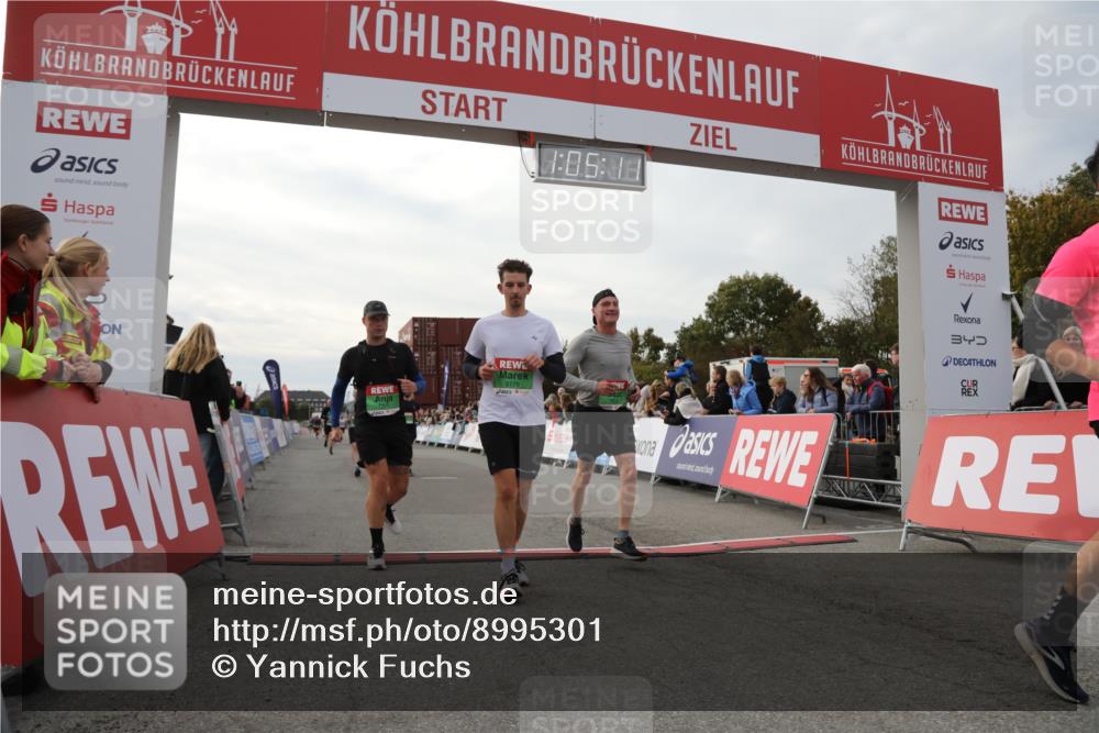 03.10.2025 - Köhlbrandbrückenlauf Yannick Fuchs http://msf.ph/oto/8995301 03.10.2025 16:05:09 Ziel 7201, 7207, 7221, 7239, 7403, 7448, 7772, 8779, 8995, 9114, 9191, 9592, 9690 meine-sportfotos.de