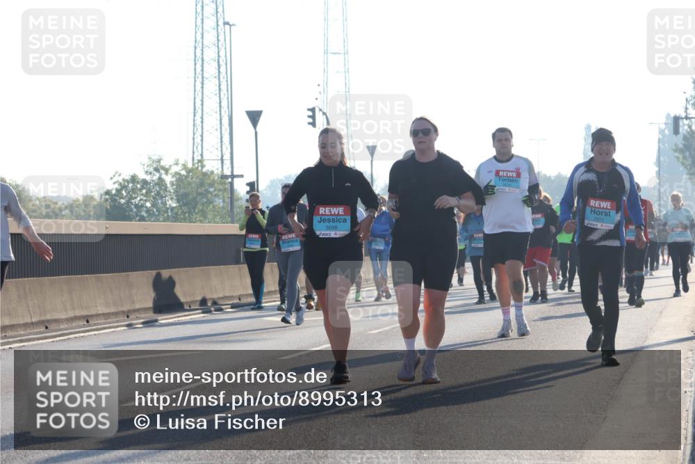 03.10.2025 - Köhlbrandbrückenlauf Luisa Fischer http://msf.ph/oto/8995313 03.10.2025 10:25:27 Position 3 3098, 2971 meine-sportfotos.de