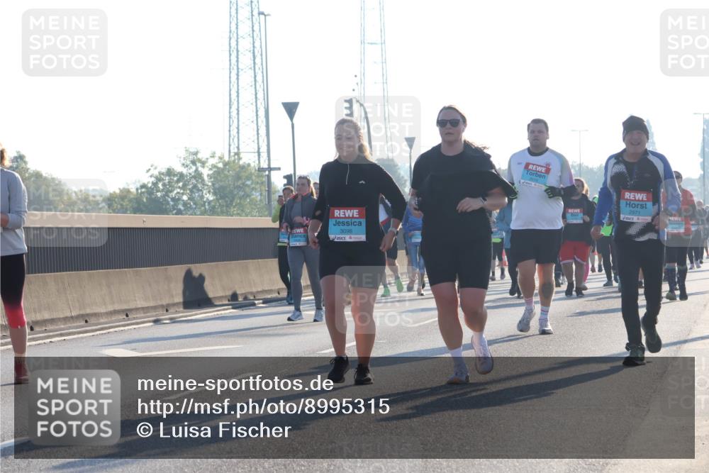 03.10.2025 - Köhlbrandbrückenlauf Luisa Fischer http://msf.ph/oto/8995315 03.10.2025 10:25:27 Position 3 3098, 2971 meine-sportfotos.de