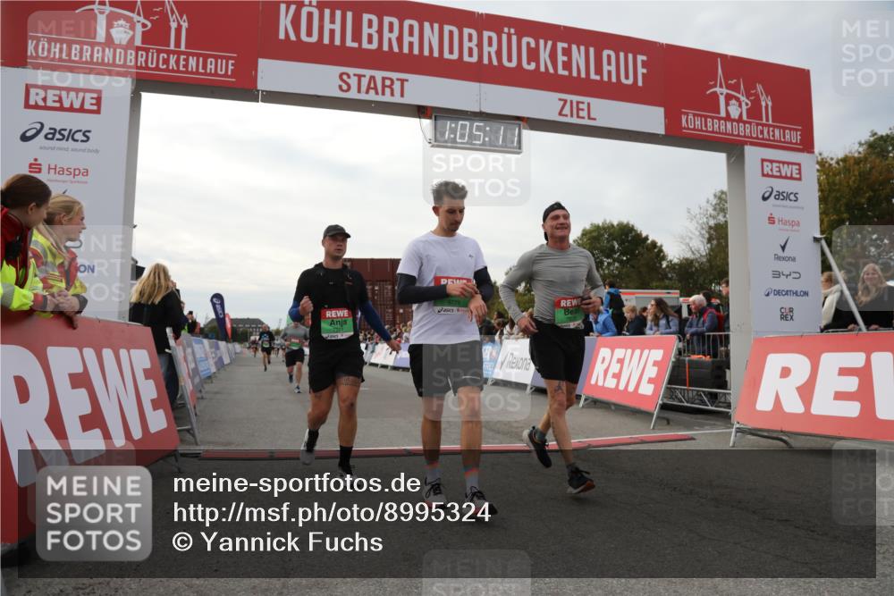 03.10.2025 - Köhlbrandbrückenlauf Yannick Fuchs http://msf.ph/oto/8995324 03.10.2025 16:05:09 Ziel 7201, 7207, 7221, 7239, 7403, 7448, 7772, 8779, 8995, 9114, 9191, 9592, 9690 meine-sportfotos.de