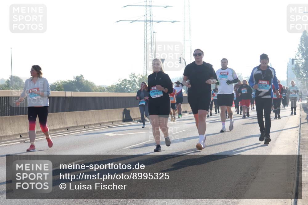 03.10.2025 - Köhlbrandbrückenlauf Luisa Fischer http://msf.ph/oto/8995325 03.10.2025 10:25:28 Position 3 2199, 3098 meine-sportfotos.de