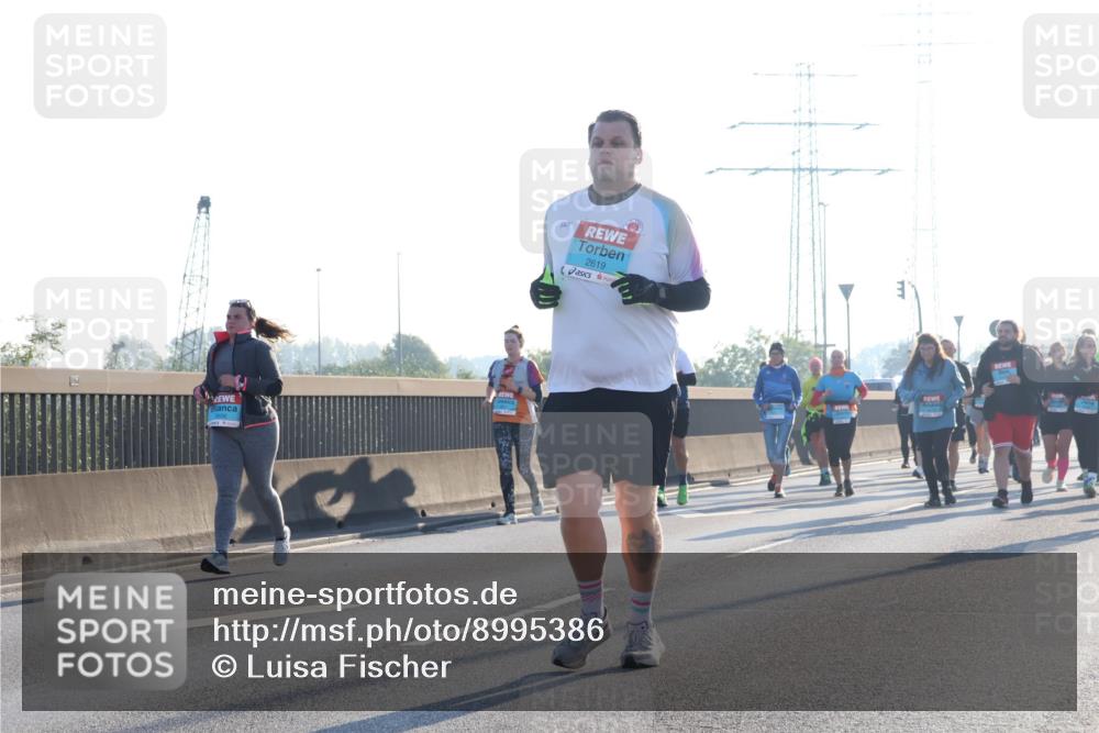 03.10.2025 - Köhlbrandbrückenlauf Luisa Fischer http://msf.ph/oto/8995386 03.10.2025 10:25:34 Position 3 2619 meine-sportfotos.de